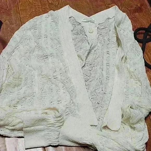 Anthropologie‎ short cardigan - Picture 1 of 3